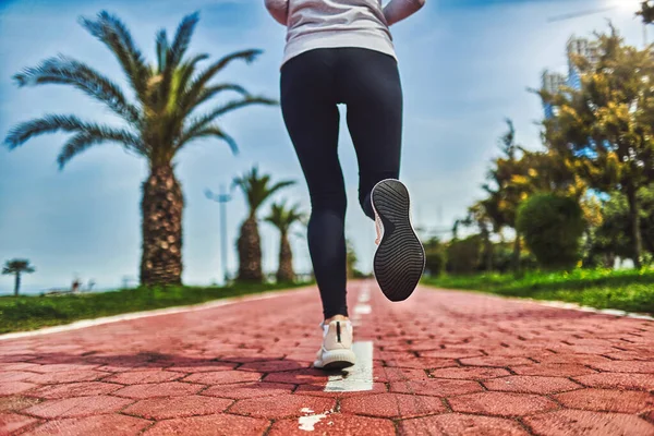 Atleta Femenina Durante Mañana Corriendo Aire Libre Haz Deporte Ponte — Foto de Stock