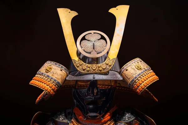 Tokyo Japão Abril 2020 Capacete Japonês Kabuto Adornado Com Brasão — Fotografia de Stock