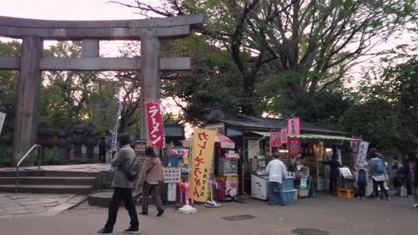 Tokio Japonia Października 2019 Pan Wideo Turystów Zwiedzanie Retro Sklep — Wideo stockowe
