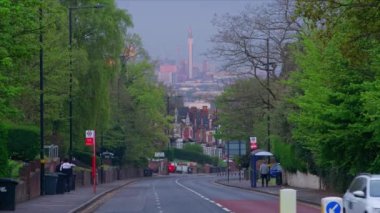 Gün doğumunda Birmingham şehir merkezinde..