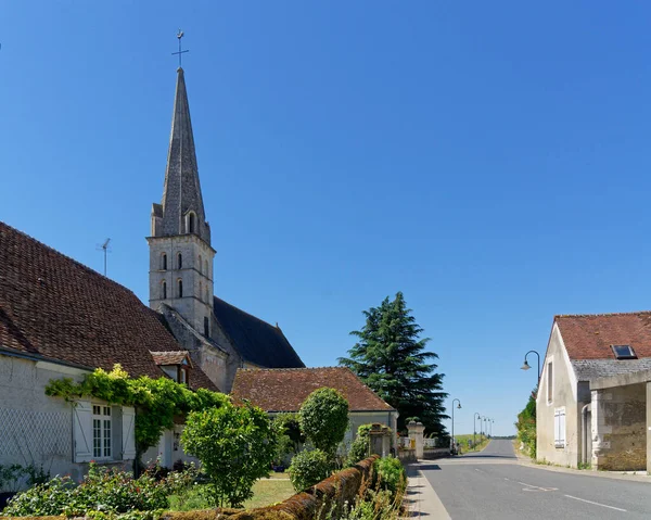 Estrada Entrada Torre Igreja Alta Sennevieres Agosto França 2020 — Fotografia de Stock