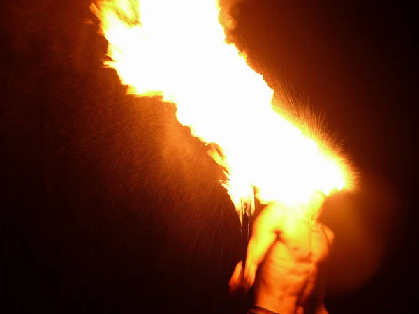 Spectacle Feu Une Nuit Automne Visiteur Dans Une Atmosphère Chaude — Photo