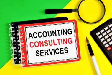 Muhasebe danışmanlık hizmetleri. Not defterindeki metin etiketi. Organizasyonun muhasebe politikasının geliştirilmesi ve uygulanması.