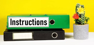 Talimatlar. Belge dizininde bir metin etiketi. Kuralların içeriği, yürütme düzeninin ve metodunun kurulması, yönetmelikler, çalışan personelin yetkileri ve görevleri.