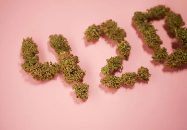 April Symbol 420 Fira Cannabiskultur — Stockfoto