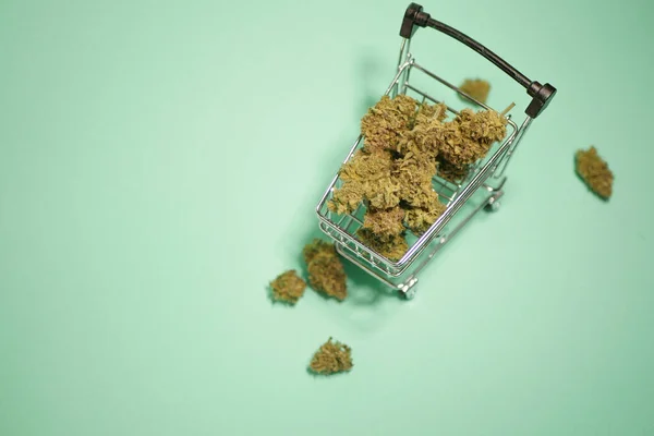 Botões Canábis Carrinho Compras Loja Ervas Daninhas Negócios Marijuana — Fotografia de Stock
