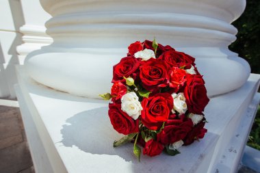 Yüzük için düğün buketi