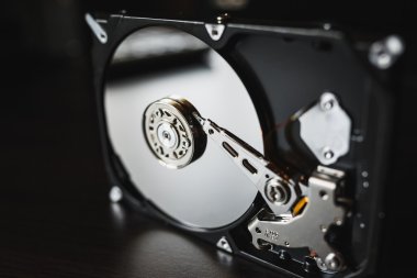 Bilgisayar, ayna efektleri ile hdd sabit diskinizden demonte. Bölüm-in bilgisayar pc, dizüstü bilgisayar