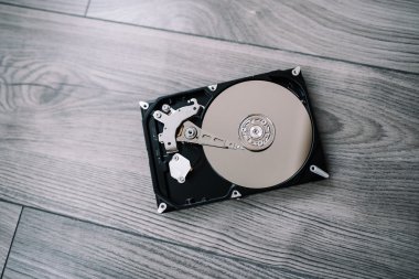Bilgisayar, ayna efektleri ile hdd sabit diskinizden demonte. Bölüm-in bilgisayar pc, dizüstü bilgisayar