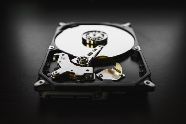 Bilgisayar, ayna efektleri ile hdd sabit diskinizden demonte. Bölüm-in bilgisayar pc, dizüstü bilgisayar