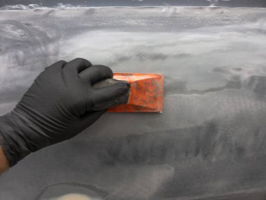 El aletleriyle macunun işlenmesi. teknoloji