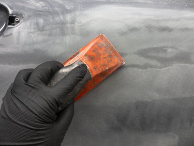 El aletleriyle macunun işlenmesi. teknoloji