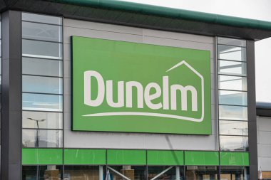 Derry, Kuzey İrlanda OKT 10, 2020 Derry Dunelm tabelası..
