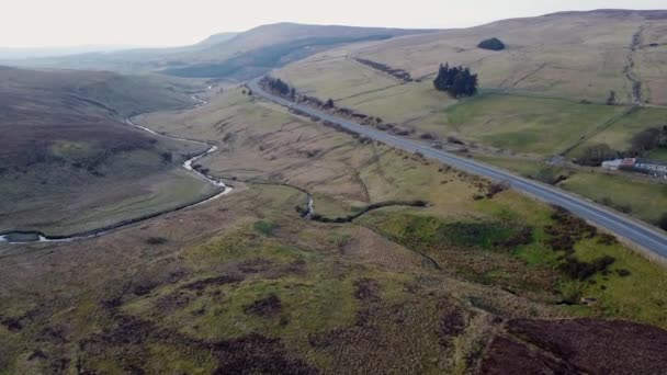 Luchtfoto Van Glenshane Pas Weg Het Spirren Gebergte Noord Ierland — Stockvideo