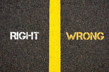 Doğru ya karşı yanlış ın Antonius kavramı