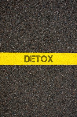 Yol kelime detoks ile sarı çizgi çizgi