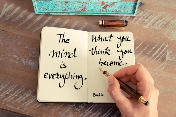 Der Verstand ist alles. was du denkst, was du wirst. - Buddha — Stockfoto