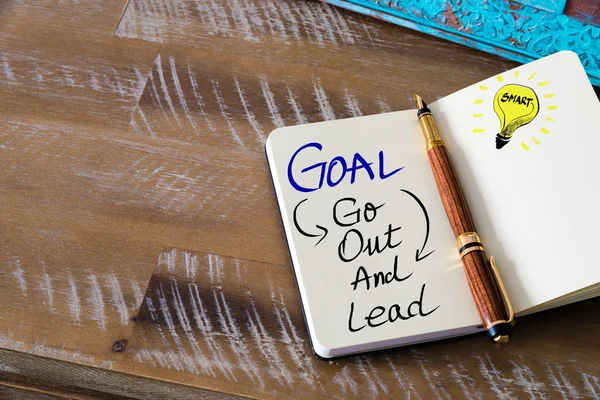 Acrônimo de negócio GOAL Go Out And Lead — Fotografia de Stock