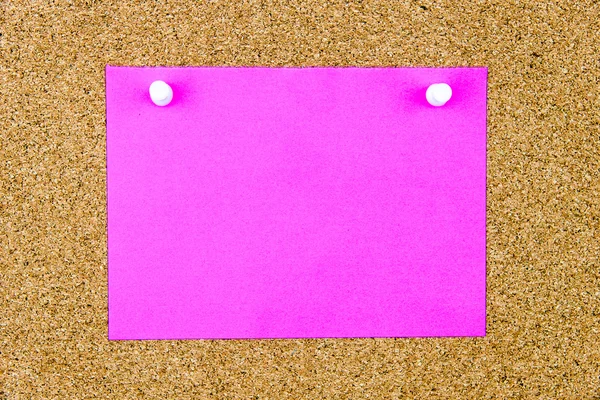 Blank paper note pinned on cork board — Stock Photo, Image