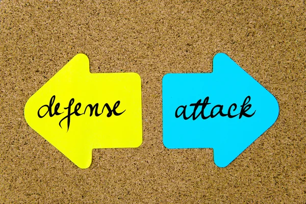 Botschaft Verteidigung versus Angriff — Stockfoto