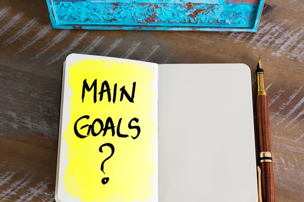 Question Main Goals ? handwritten on notebook — Stock Photo, Image