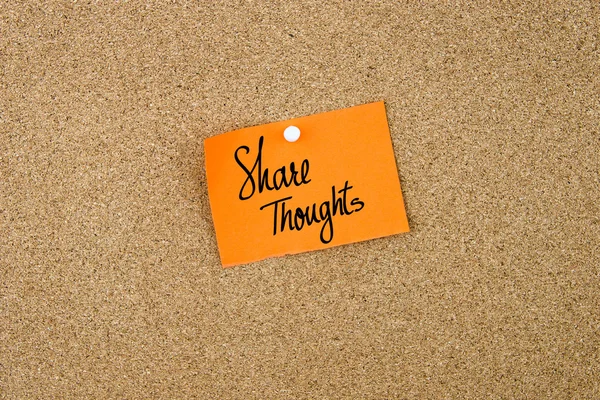 Share Thoughts written on orange paper note — Stock Photo, Image