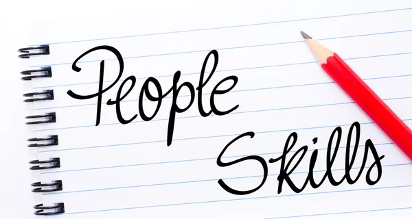 Personas Habilidades escritas en la página del cuaderno — Foto de Stock