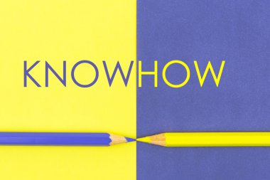 Ne kadar kavram sarı ve mor renkli kalem ve kağıt ile.