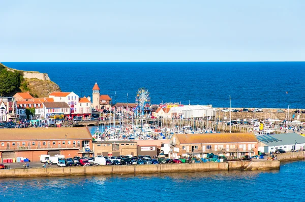 North yorskire, İngiltere'de scarborough Güney bay harbor üzerinde göster — Stok fotoğraf