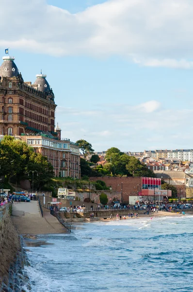 Δείτε πάνω από το λιμάνι του scarborough κόλπο νότια στη Βόρεια yorskire, Αγγλία — Φωτογραφία Αρχείου