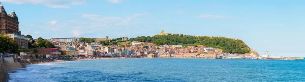 Vista sobre el puerto de Scarborough South Bay en Yorskire del Norte, Inglaterra — Foto de Stock