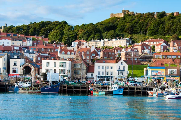 View over Scarborough South Bay harbor in North Yorskire, England — Stock Photo, Image