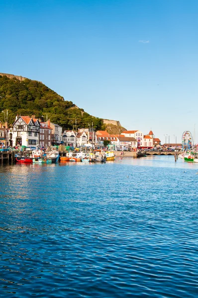 Vista sul porto di Scarborough South Bay a North Yorskire, Inghilterra — Foto Stock