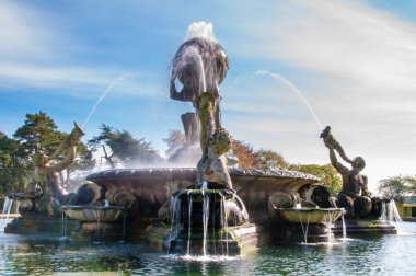 Atlas Çeşmede Castle Howard, North Yorkshire, İngiltere