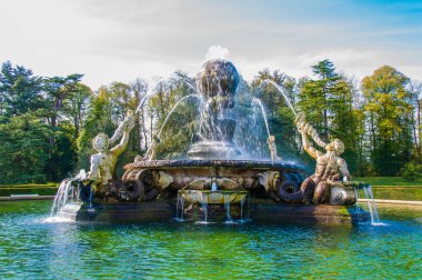 Atlas Çeşmede Castle Howard, North Yorkshire, İngiltere