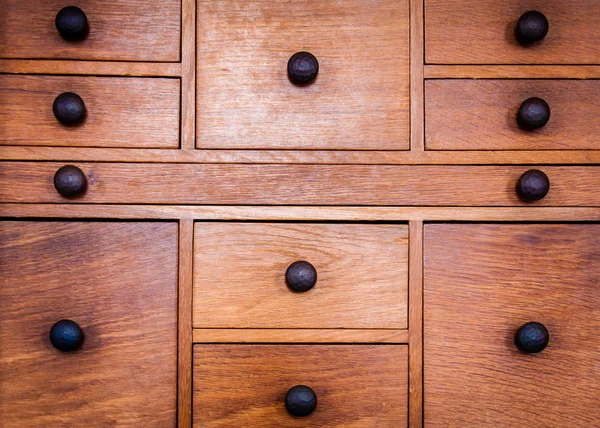Primo piano su vecchi cassetti in legno vintage — Foto Stock
