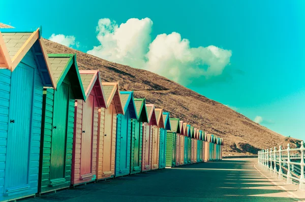 Colorful beach huts — Stock Photo, Image