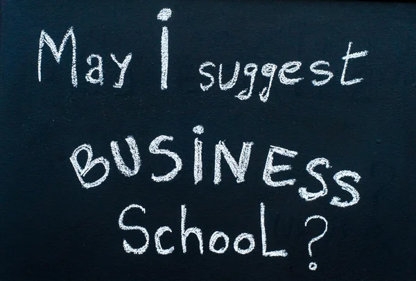 Åpent for business sign melding håndskrevet med hvit kritt på treramme tavle, vellykket forretningskonsept – stockfoto