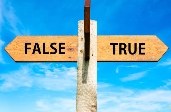 False と true — ストック写真