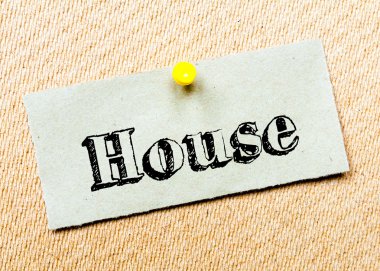 Geri dönüşümlü kağıt Not cork tahtada yıktı. House mesaj