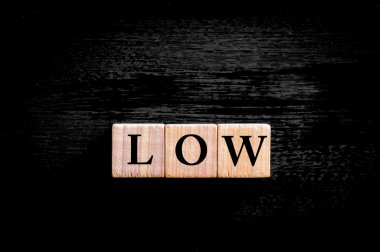 Word kopya alanı siyah zemin üzerine izole düşük