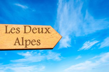 Ahşap ok işareti işaret hedef Les Deux Alpes, Fransa