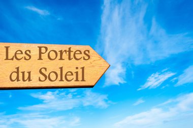 Ahşap ok işareti işaret hedef Les Portes du Soleil, Fransa