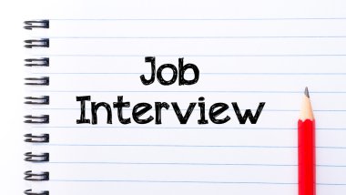 İş görüşme defter sayfa üzerinde yazılı metin