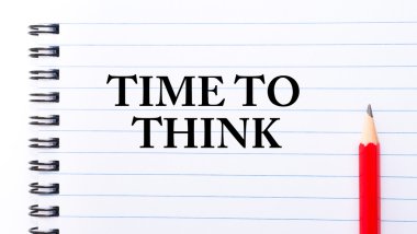 Zaman için düşünmek defter sayfa üzerinde yazılı metin