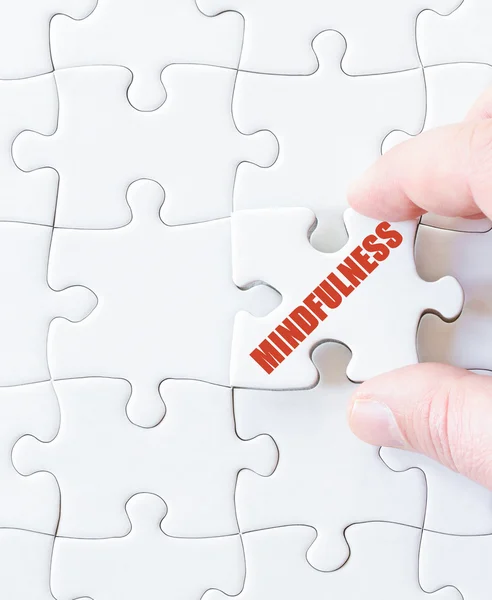 Last puzzle piece with word  MINDFULNESS — Stock Photo, Image