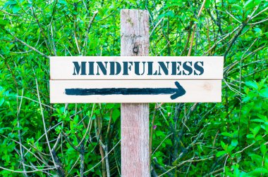 Mindfulness yön işareti
