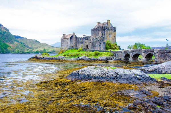 Eilean Donan Castle na Escócia, Reino Unido — Fotografia de Stock