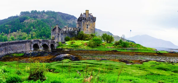 Eilean donan kasteel in Schotland, Verenigd Koninkrijk Stockafbeelding