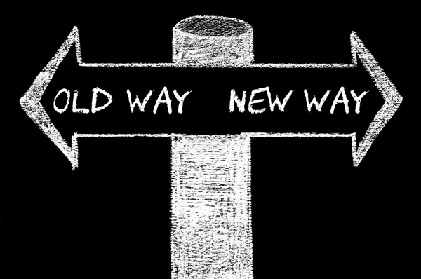 Opposite arrows with Old Way versus New Way — Stock Photo, Image